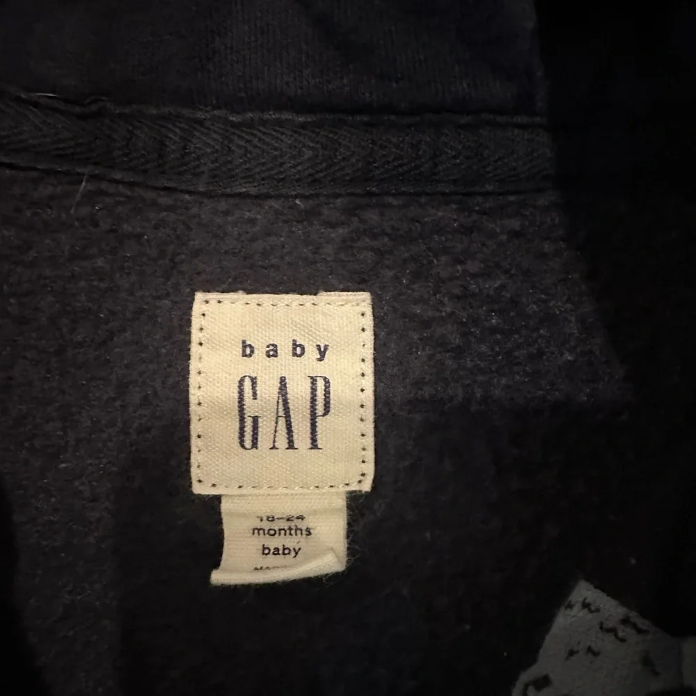 Gap Baby Boy Dino Sweatshirt 18-24 Months - Picture 3 of 3